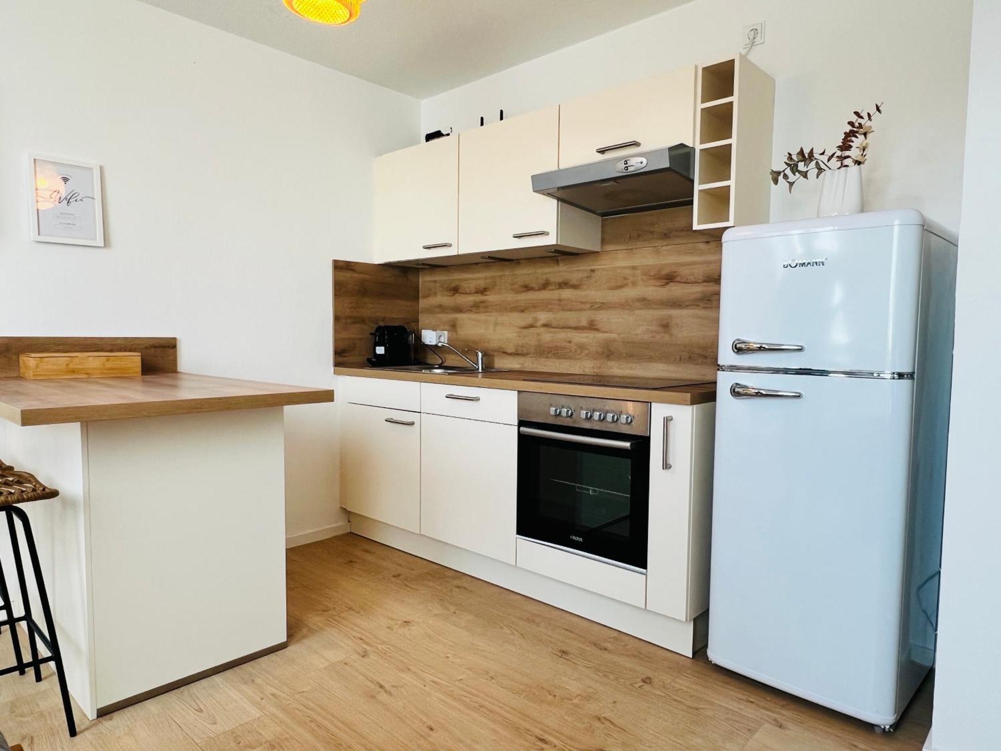 Cozy Apartment For 2 Near Mering Train Station מראה חיצוני תמונה